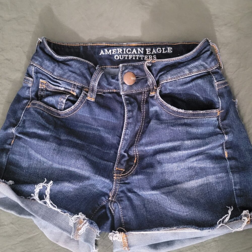American Eagle Women's Hi-Rise Shortie Stretch Distressed Denim Shorts Sz 00